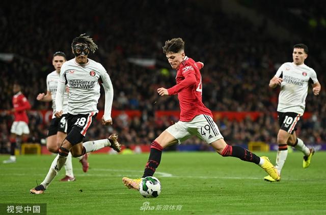 分别来自定 分别来自定